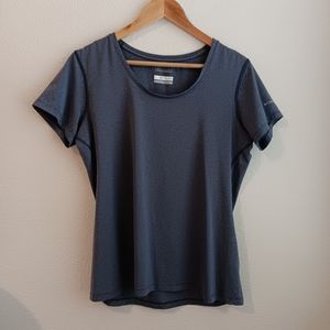 Columbia T Shirt Women Size Large Blue Omni Wick
